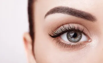 Teinture des Cils & des Sourcils