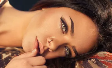 Restructuration de la ligne des Sourcils